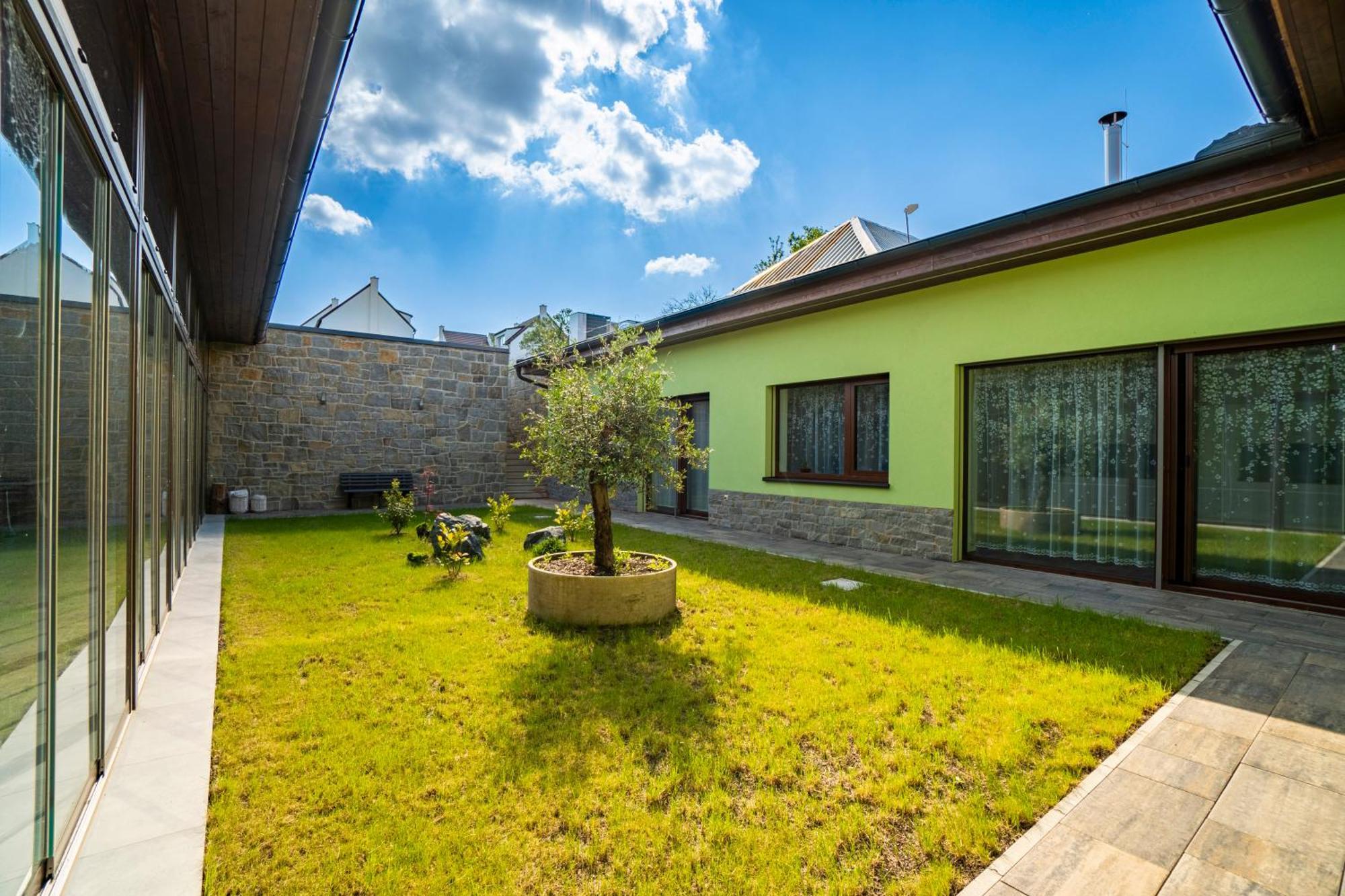 Winifera Penzion Pavlov Exterior foto